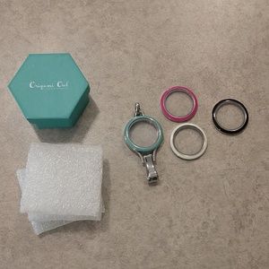 Origami Owl Lanyard Locket Base + 4 Faces.